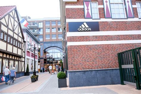 outlet roermond winkels adidas|designer shop roermond.